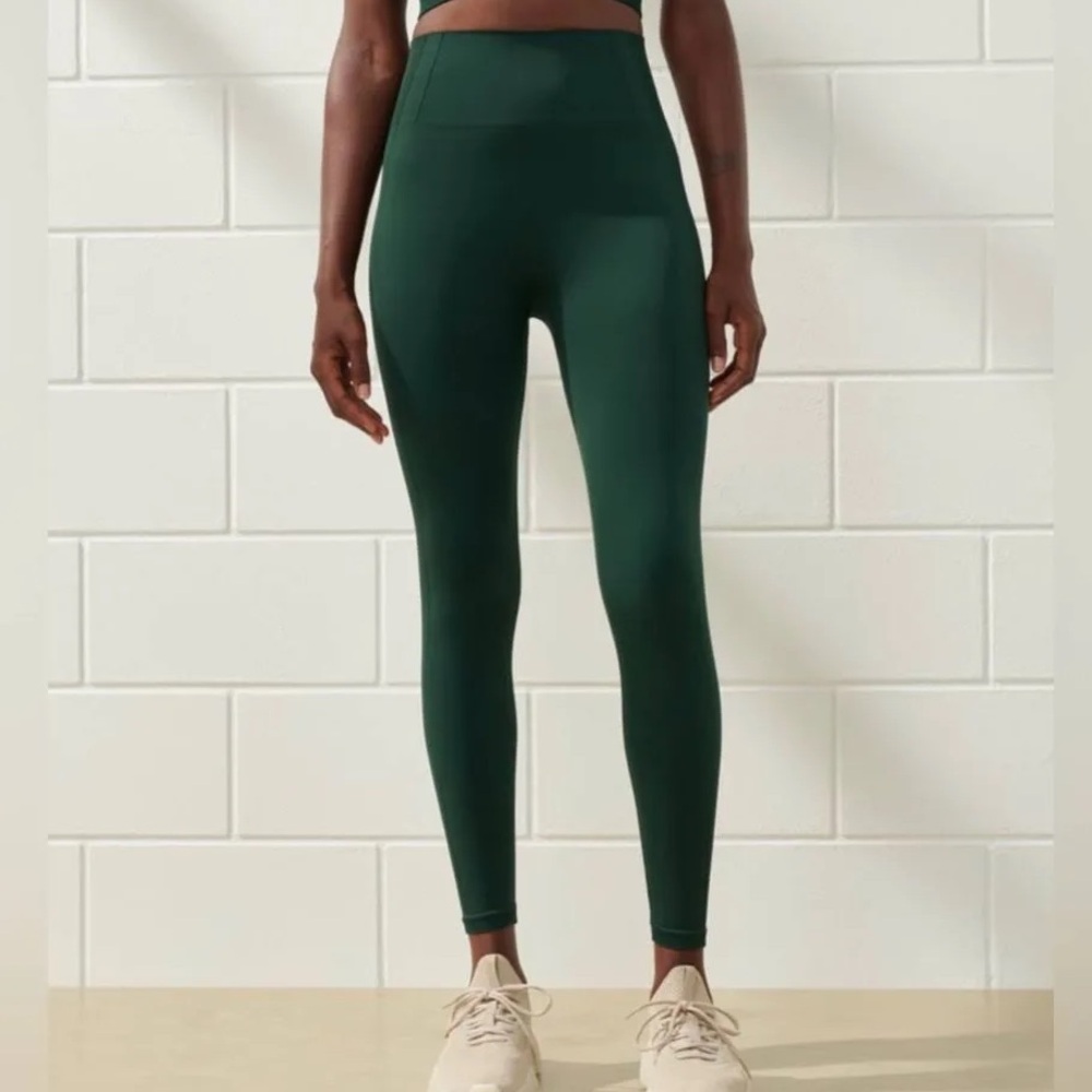 YPB Abercombie & Fitch Seamlesscore 7/8 Leggings XS NWT in Forest Edge